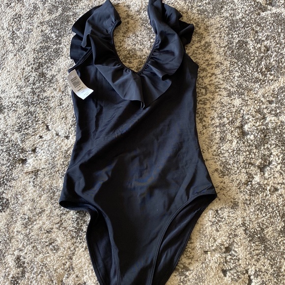 NWT aritzia Danette body suit - Picture 3 of 5
